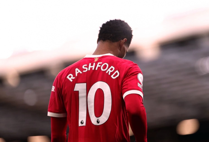 'Siêu tiền đạo' cập bến MU, HLV Ten Hag chốt tương lai của Rashford