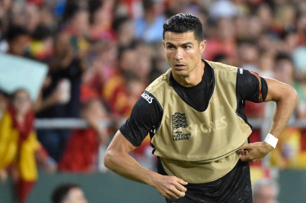 Fernando Santos: 'Tại sao cứ phải là Ronaldo?'