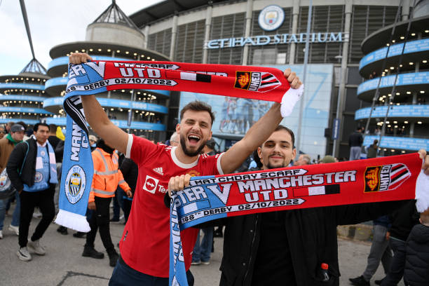 CĐV MU có phản ứng thể hiện sự kinh hoàng ngay giữa trận derby Manchester