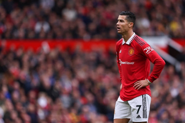 Ronaldo ghi 'hụt' 2 bàn thắng, lỗi tại phong độ hay trọng tài?