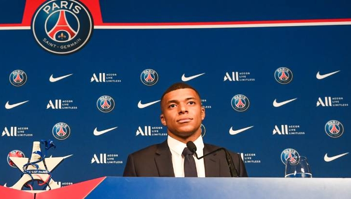 Mất đi 'điểm tựa cuối', Mbappe đòi rời PSG càng sớm càng tốt