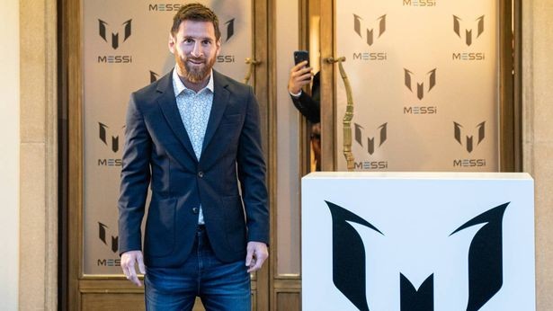 Tin chuyển nhượng tối 13/2: Tương lai Messi có bất ngờ lớn, S. Gerrard sắp tái xuất
