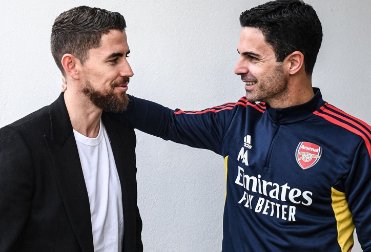 Jorginho bất ngờ làm thay việc chỉ đạo của Mikel Arteta tại Arsenal