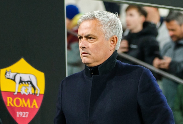 Chuyển nhượng tối 16/1: Xác định người thay Mourinho, MU nhận tín hiệu từ 'đá tảng'?