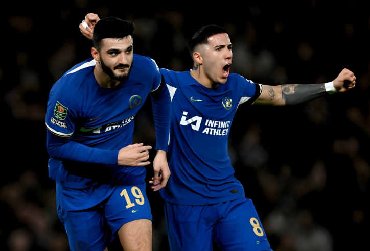 Chelsea vào chung kết Carabao Cup sau trận thắng 6 bàn