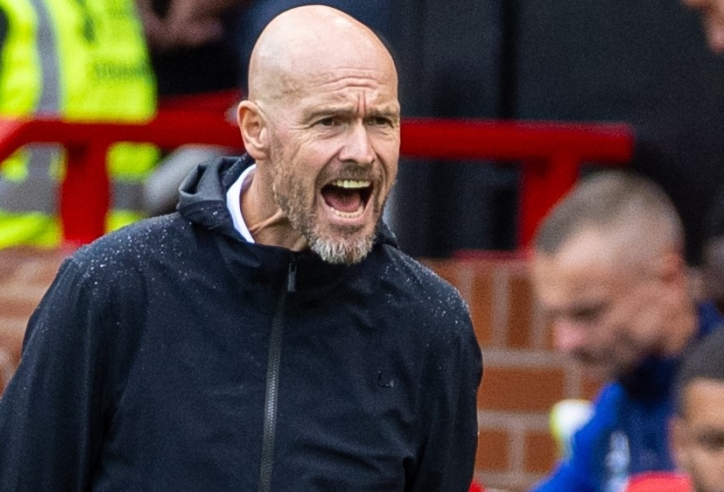 Ten Hag: 'Tôi không quan tâm đến những tin đồn'
