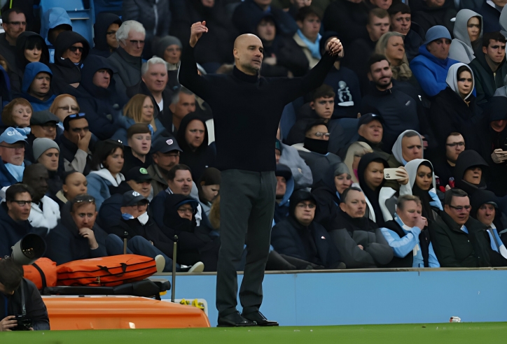 Sau De Bruyne, Pep tiếp tục 'dỗ dành' một ngôi sao khác của Man City