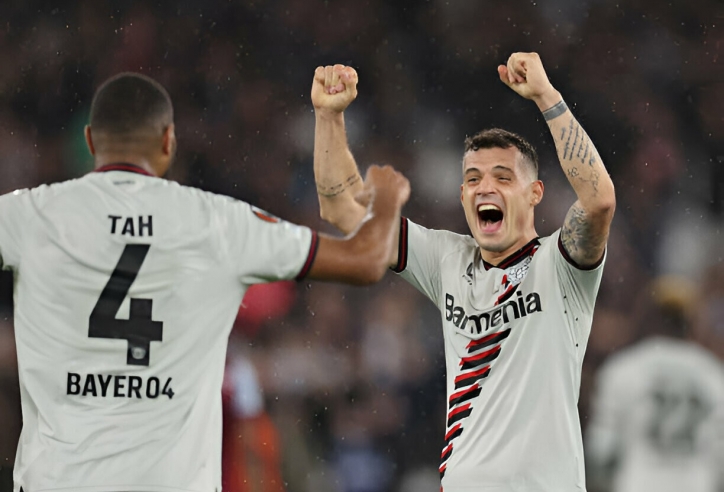 Leverkusen chính thức phá vỡ kỷ lục bất bại sau 12 năm