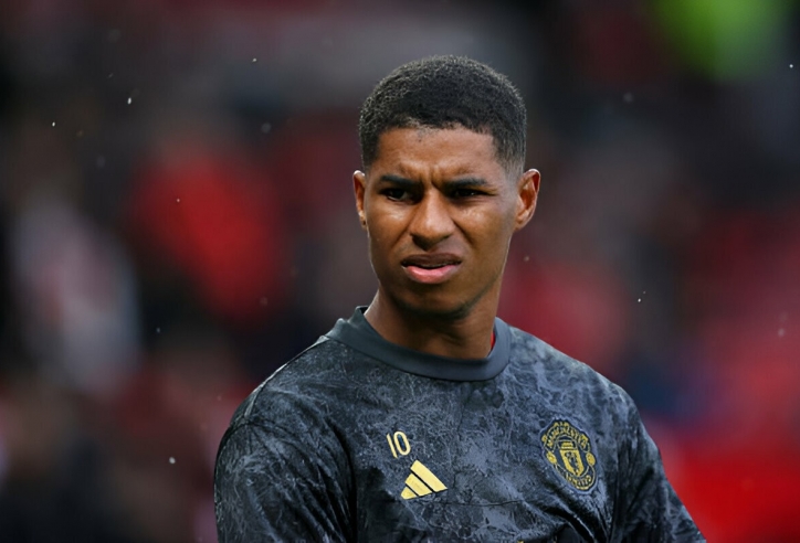 Rashford 'khẩu chiến' với NHM MU trước trận gặp Newcastle