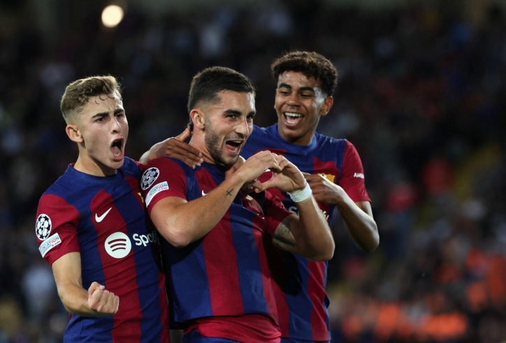 Barca cân nhắc chia tay ba ngôi sao