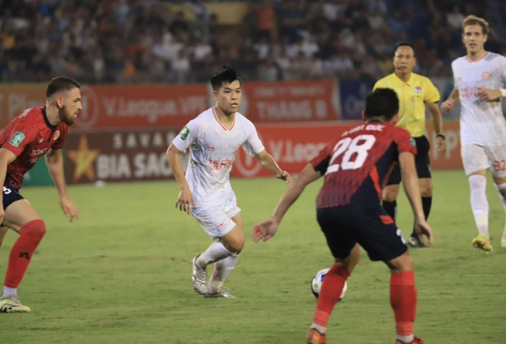 Lịch thi đấu bóng đá 15/8: V-League trở lại