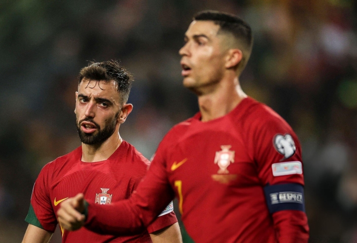 Bruno Fernandes khước từ đề nghị từ Ronaldo