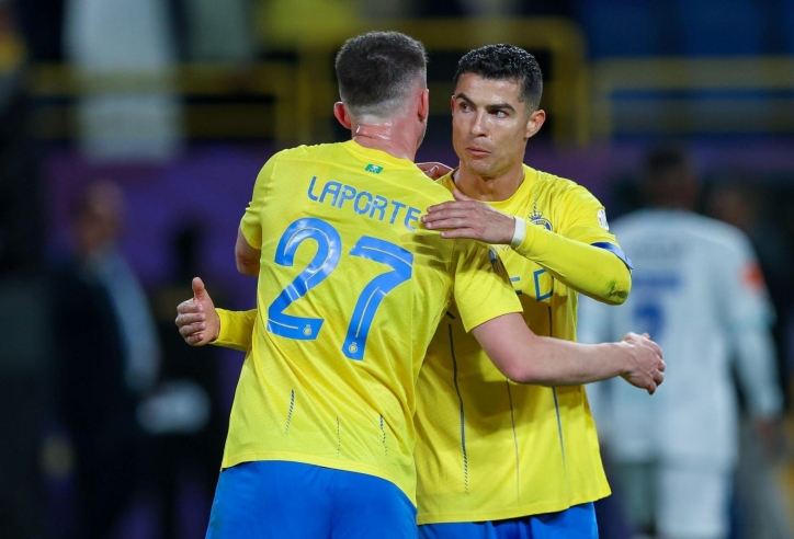 FIFA trả lại quyền thi đấu cho đồng đội cũ Ronaldo