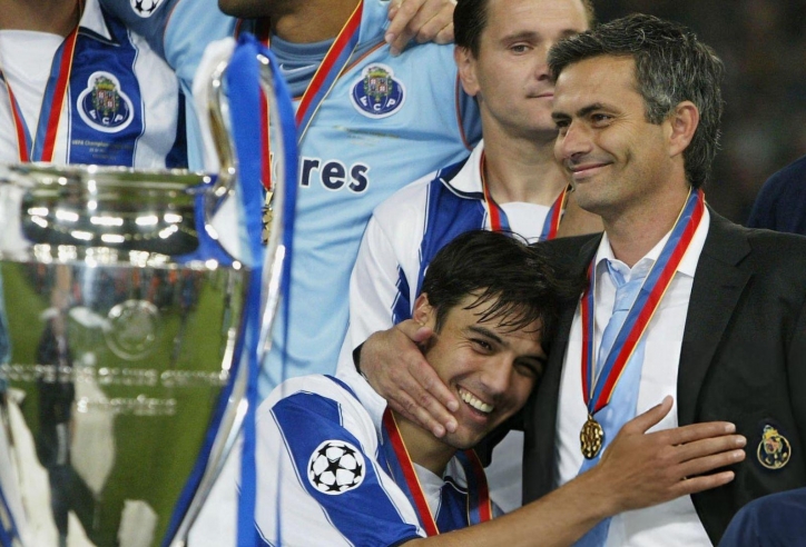 Jose Mourinho trở lại đội bóng từng vô địch Champions League