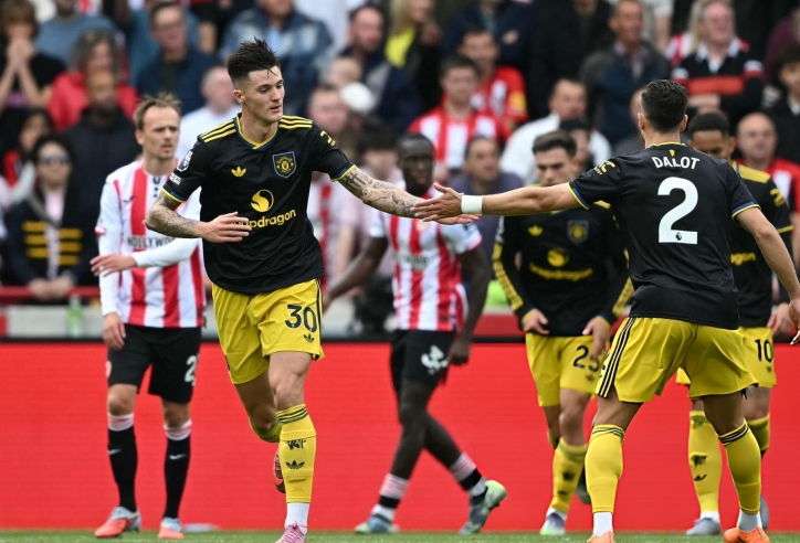 Trực tiếp Brentford 2-1 MU: 'Quỷ đỏ' vùng lên
