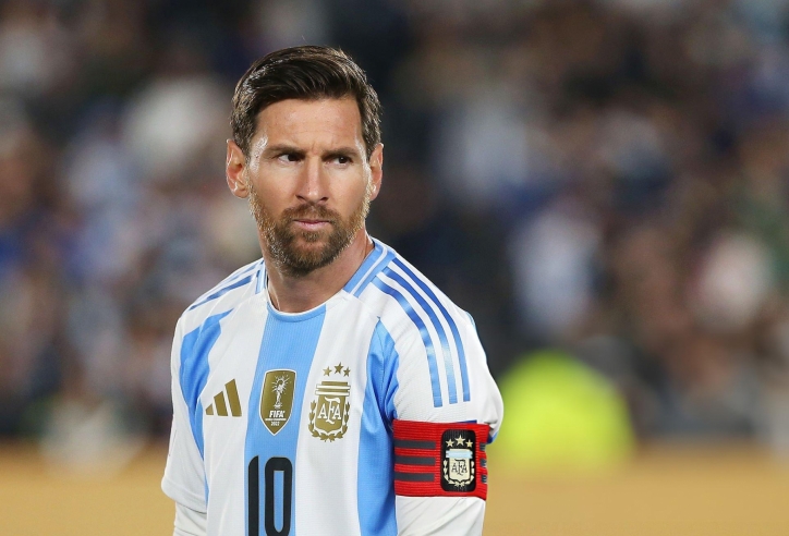 Messi nhận tin không thể buồn hơn tại ĐT Argentina