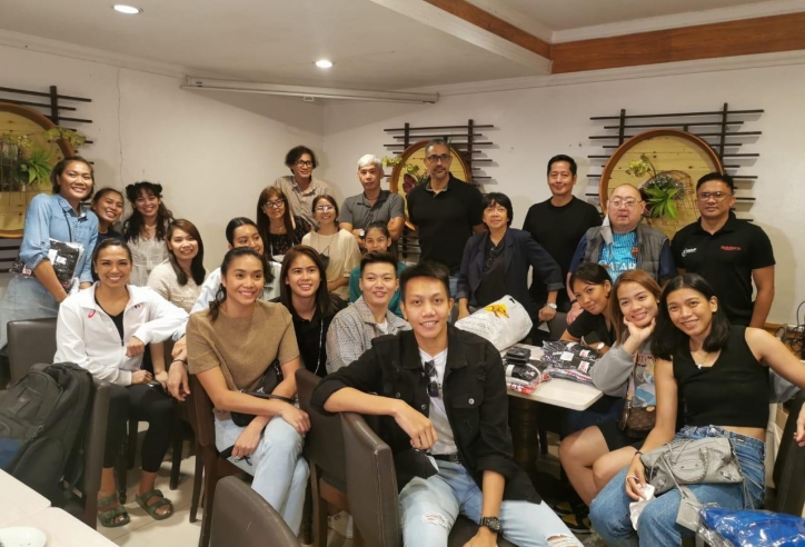 Bóng chuyền nữ Philippines lên đường sang Brazil tập huấn trước thềm SEA Games 31