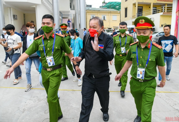 'Phù thủy' làng billiards Efren Reyes gây sốt tại SEA Games 31