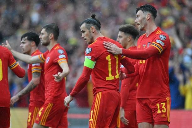 Bale toả sáng đưa Xứ Wales dự World Cup 2022 sau 64 năm chờ đợi