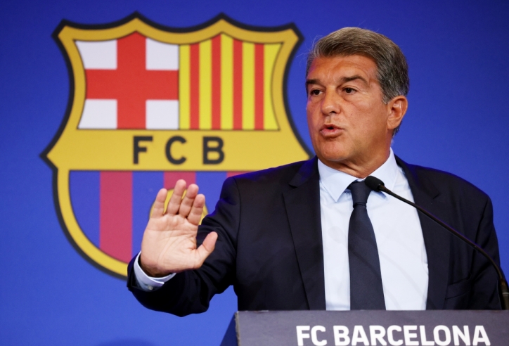 Tin MU mới nhất 7/7: Chủ tịch lên tiếng, Ronaldo cập bến Barca?