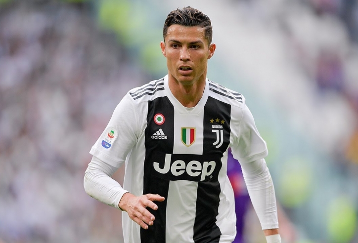 Man United chính thức chốt thương vụ chiêu mộ Ronaldo?