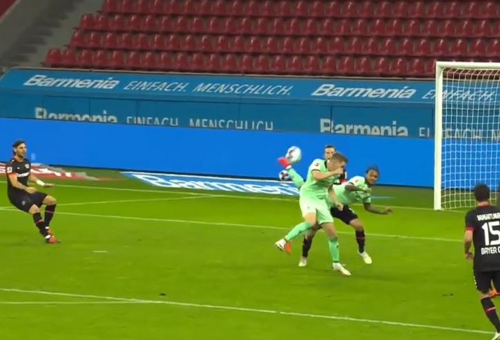 Sao Bundesliga gây chấn động với siêu phẩm nằm ngoài sức tưởng tượng