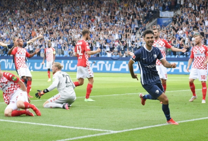 Sao Đông Nam Á gây sốt Bundesliga, được báo châu Âu tung hô như Messi