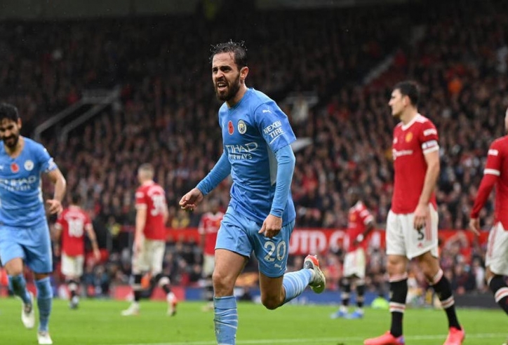 Bernardo Silva biến hàng thủ Man United thành những 'gã hề'