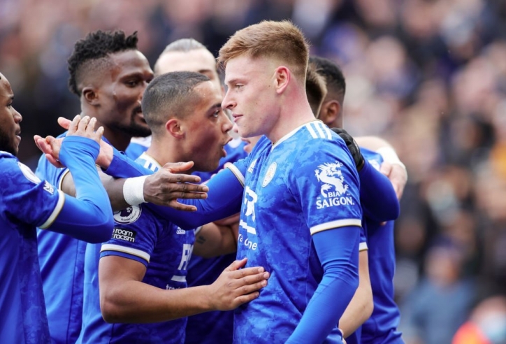 Leicester giành chiến thắng kịch tính trước Leeds