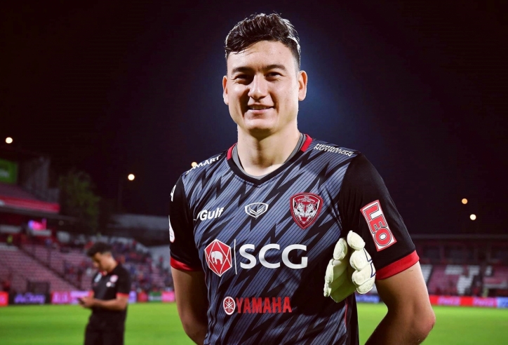 HLV Cerezo Osaka chỉ ra vấn đề của Văn Lâm