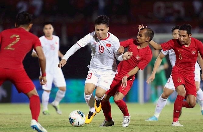 Báo Indo: 'Việt Nam đang run sợ trước đội bóng của Shin Tae Yong'