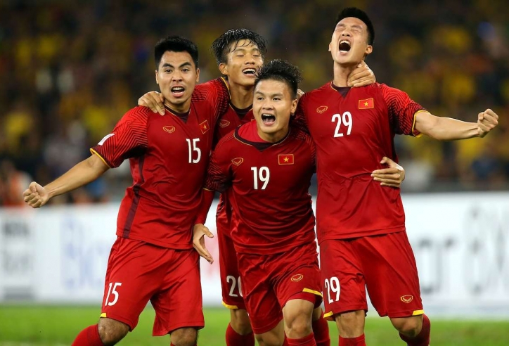 'Đội tuyển gây địa chấn Châu Á' tăng khả năng đi tiếp cho Việt Nam