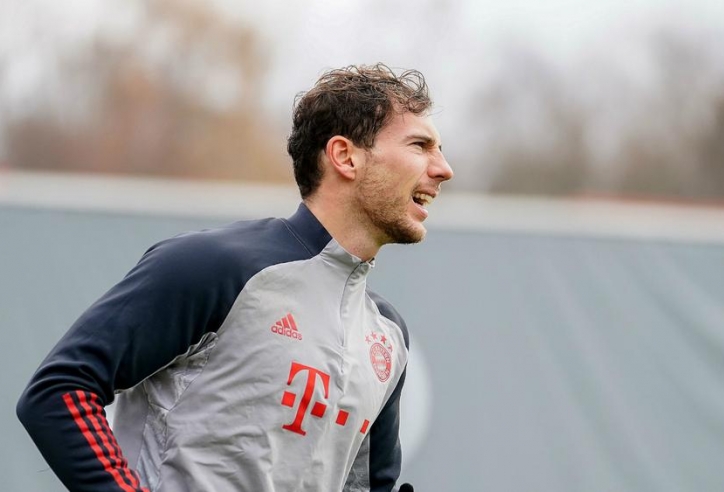 VIDEO: Sao Bayern tạo ra tác phẩm '0 độ siêu cao'