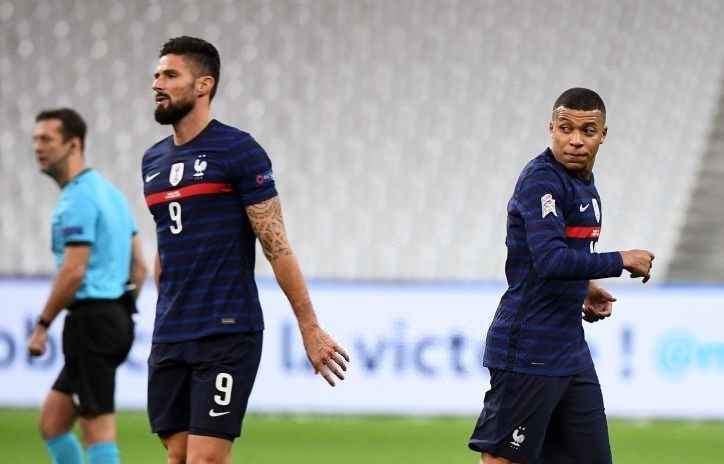 Tuyển Pháp lục đục: Giroud và Mbappe trở mặt với nhau