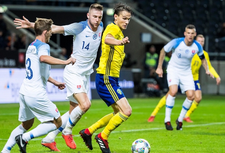 Chuyên gia Việt Nam dự đoán Thụy Điển vs Slovakia: Vé sớm của bảng E