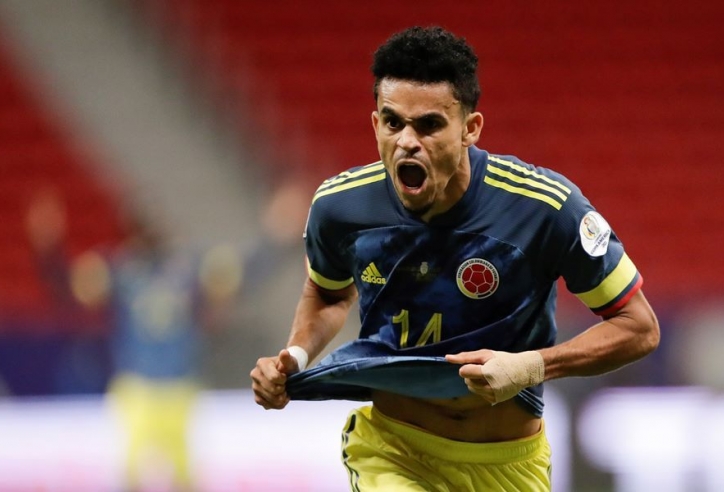 Video bàn thắng Colombia 3-2 Peru: Ngược dòng phút chót