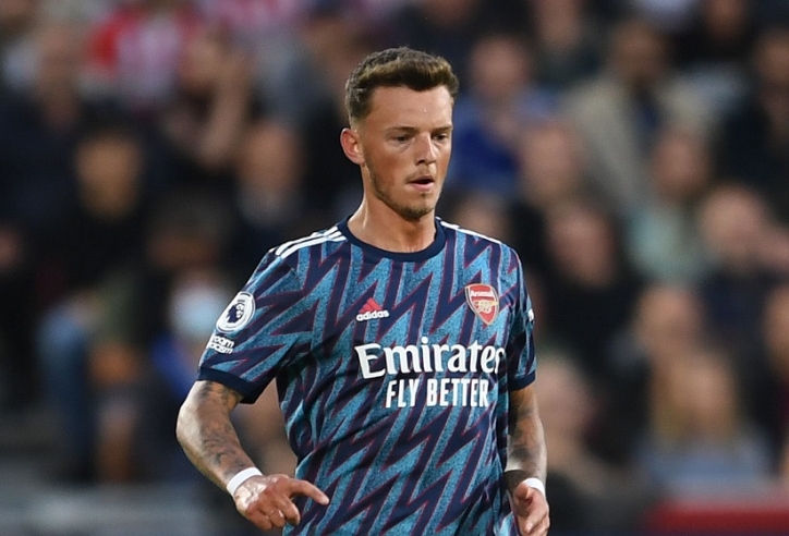 Huyền thoại MU chỉ ra điểm yếu của Arsenal
