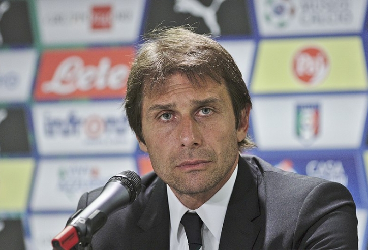HLV Antonio Conte: 'Chúng tôi vẫn cần cải thiện bản thân'