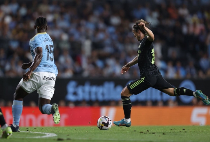 Hủy diệt Celta Vigo, Real Madrid khẳng định sức mạnh tuyệt đối của nhà vua