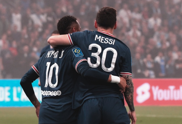 Không có chỗ cho Messi, Neymar gọi 1 cầu thủ của MU là thiên tài