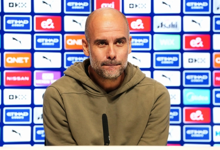 Pep Guardiola chỉ ra lý do khiến Man City thua thiệt so với Arsenal