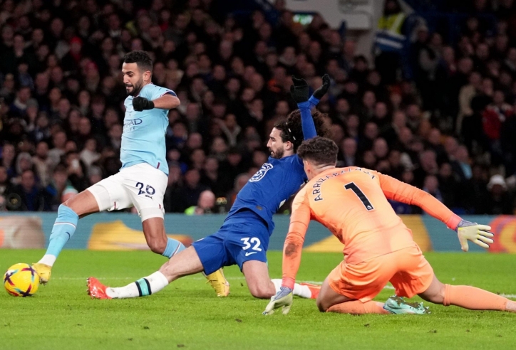 Gián tiếp khiến Chelsea thua trận, Kepa bị cáo buộc bán độ trước Man City