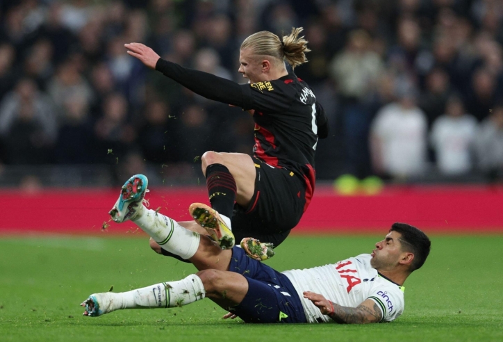 Thua sát nút Tottenham, Man City dần hụt hơi trong cuộc đua vô địch Ngoại hạng Anh
