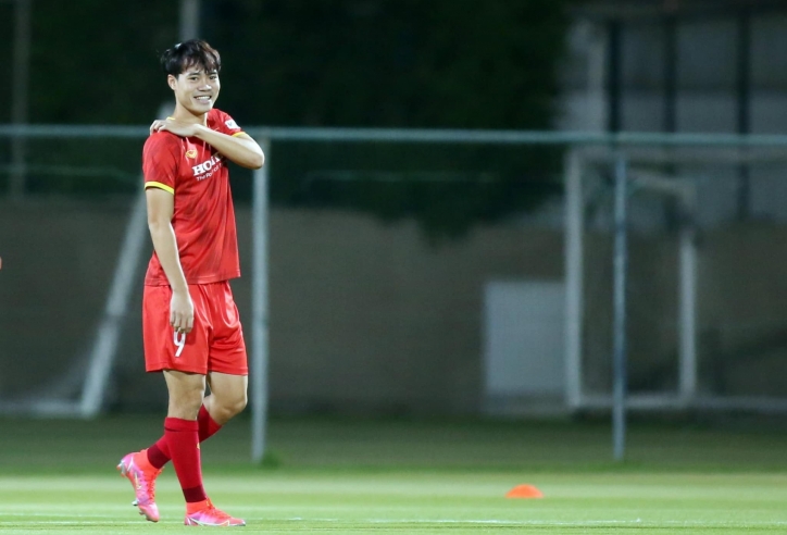 Báo Trung Quốc gọi quả penalty của Văn Toàn là 'vết nhơ của lịch sử'