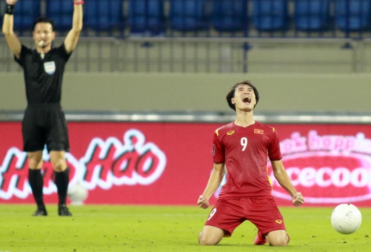 Trưởng ban trọng tài VFF: 'Trọng tài quá đẳng cấp khi thổi quả penalty của Văn Toàn'