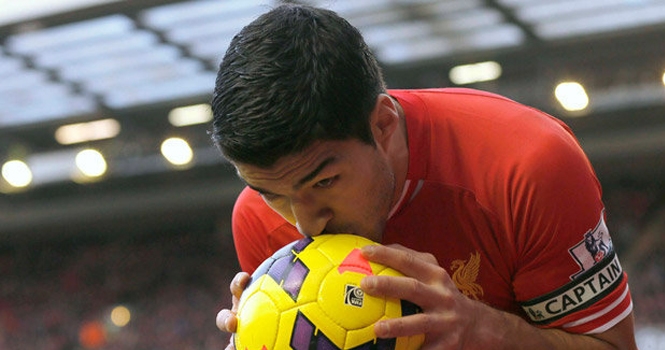 'Luis Suarez chỉ là con chuột hôi hám, bẩn thỉu'
