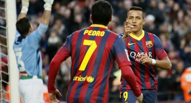 Barcelona 4-0 Elche: Đè bẹp đối thủ, Barcelona đòi lại ngôi đầu La Liga