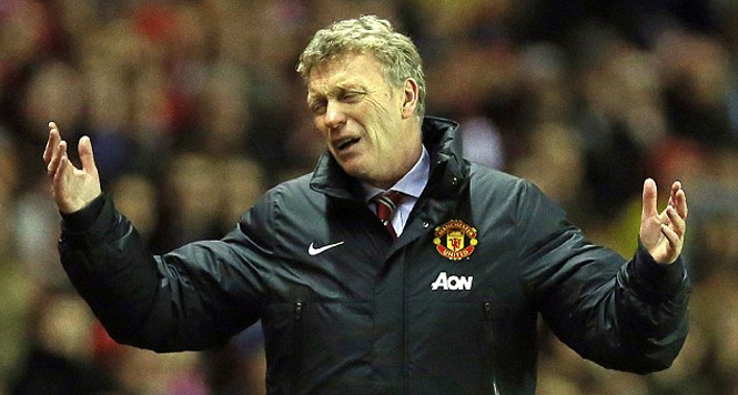 MU thua trận, HLV David Moyes 'tuyệt vọng' vì trọng tài