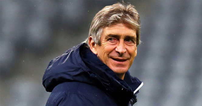 HLV Man City hùa theo Wenger chỉ trích vụ mua bán Mata