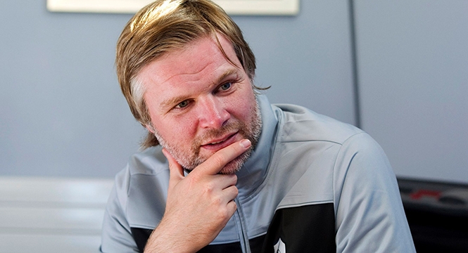 HLV Coventry muốn gây sốc trước Arsenal